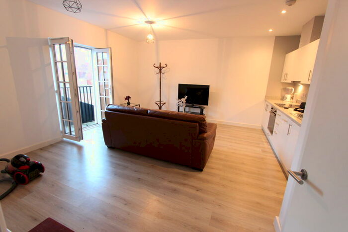 1 Bedroom Apartment To Rent In Bishops Terrace, Maidstone, ME15