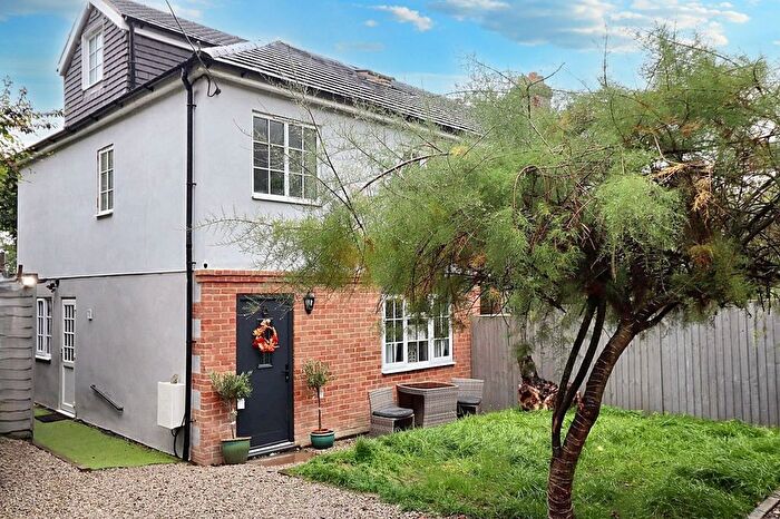 3 Bedroom End Terrace House For Sale In Pilgrims Way, Wrotham, TN15