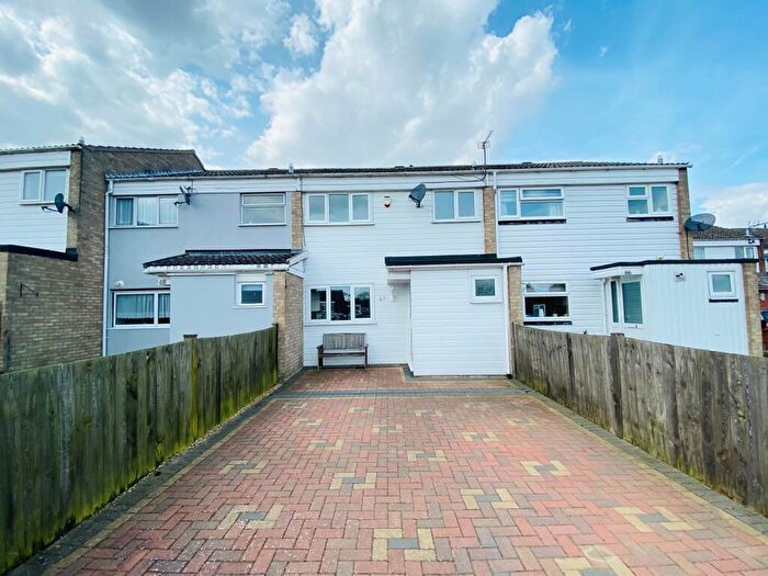 3 Bedroom House To Rent In Lovell Gardens, IP25