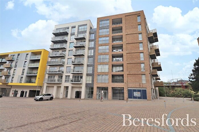 2 Bedroom Flat To Rent In Cunard Square, CM1