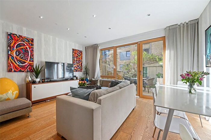 4 Bedroom Terraced House For Sale In Sulgrave Road, London, W6