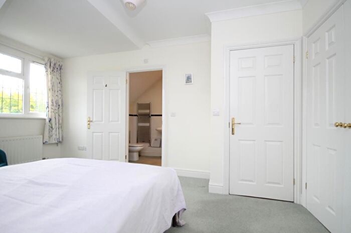 3 Bedroom Terraced House For Sale In Springvale Close, Great Bookham, KT23