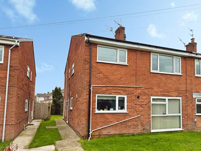 2 Bedroom Flat To Rent In Dunbar Close, Little Sutton, Ellesmere Port, CH66