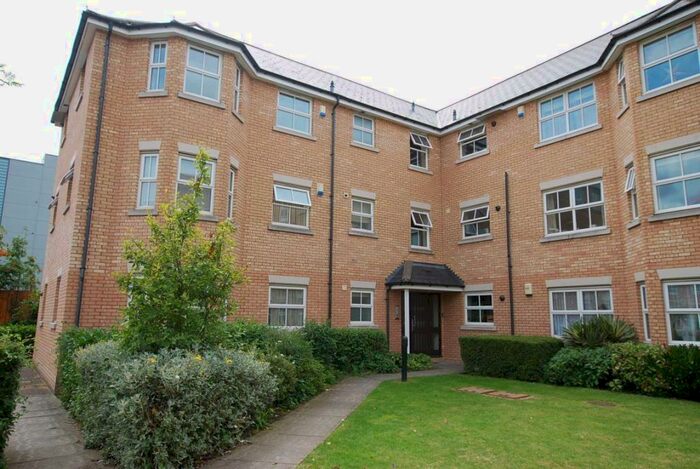2 Bedroom Flat To Rent In Regency Square, Cambridge, CB1