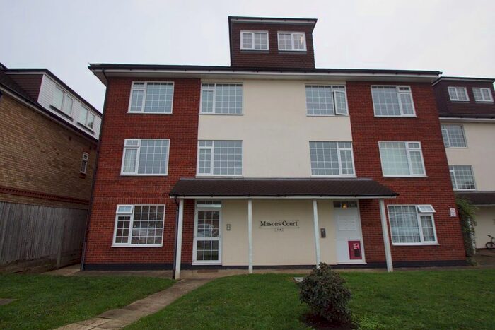 2 Bedroom Flat To Rent In Masons Road, Cippenham, Slough SL1
