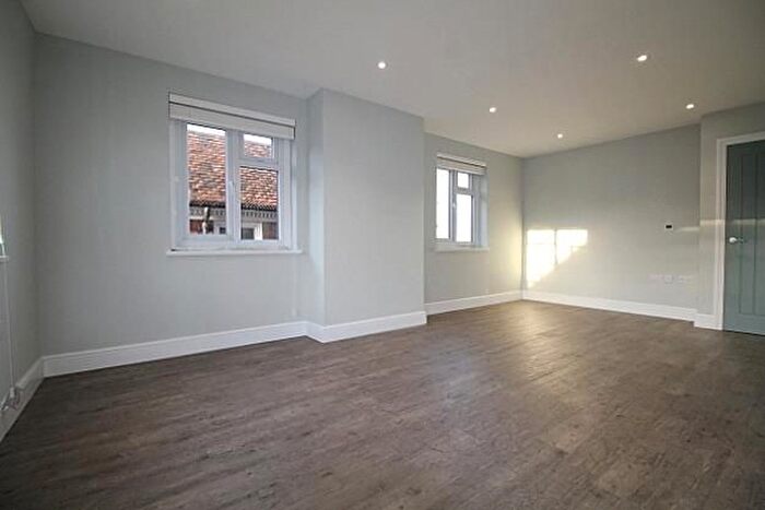 1 Bedroom Flat To Rent In High Street, Sevenoaks, TN13