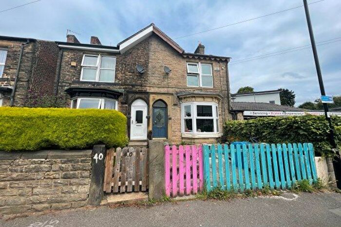4 Bedroom Semi-Detached House To Rent In Selborne Road, Sheffield, S10