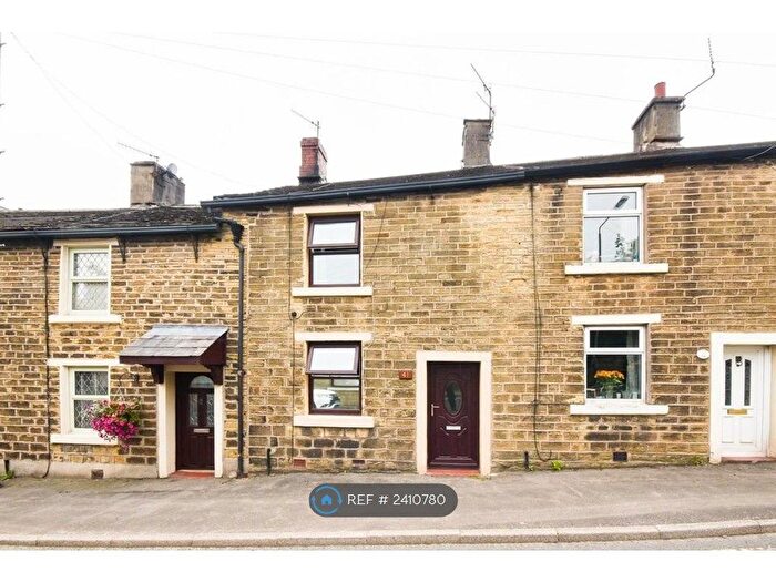2 Bedroom Terraced House To Rent In Victoria Street, Glossop, SK13