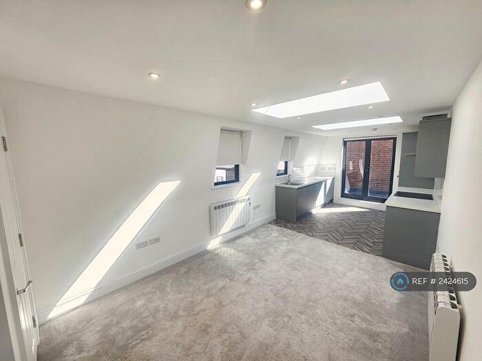 2 Bedroom Maisonette To Rent In The Chine, Dorking, RH4