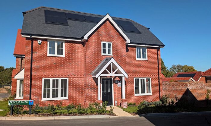 3 Bedroom Detached House For Sale In The Nightingales, Crowborough, TN6