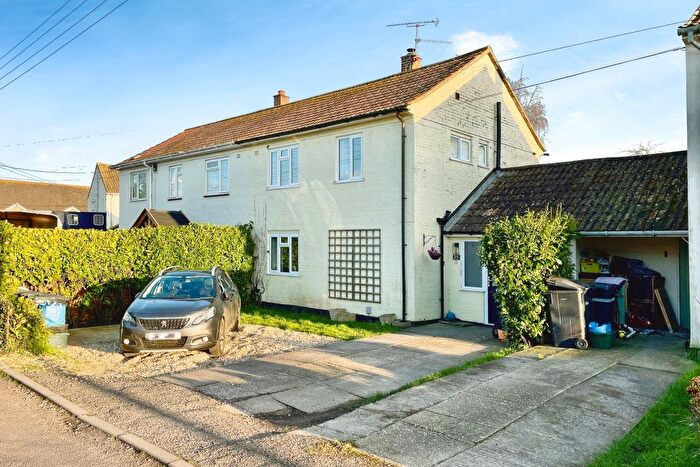 3 Bedroom Semi-Detached House For Sale In Copse Lane, Ilminster, TA19