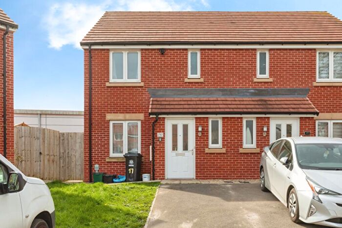 3 Bedroom Property For Sale In Rose Close, Bristol, BS11