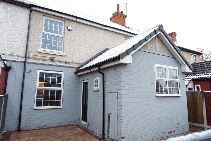 3 Bedroom Terraced House To Rent In Great North Road, Woodlands, Doncaster, DN6