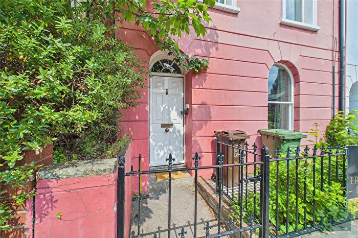 4 Bedroom Terraced House To Rent In St. Davids Hill, Exeter, EX4