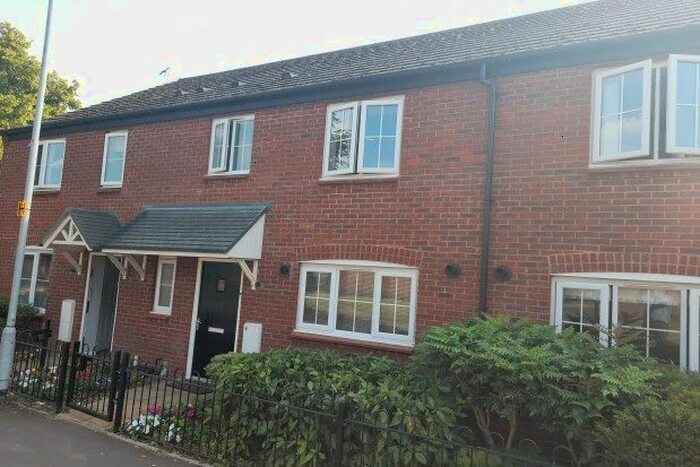 3 Bedroom Town House To Rent In Shielding Way, Stafford, ST16