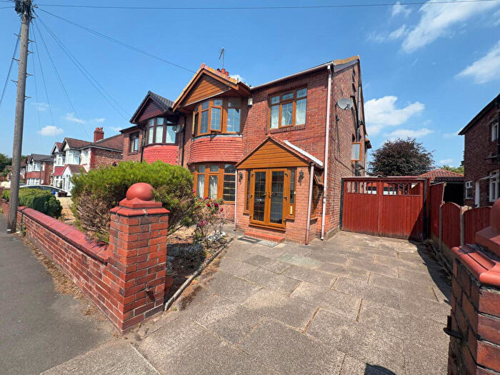 7 Bedroom Semi Detached House To Rent In Gildridge Road, Manchester, Lancashire, M16