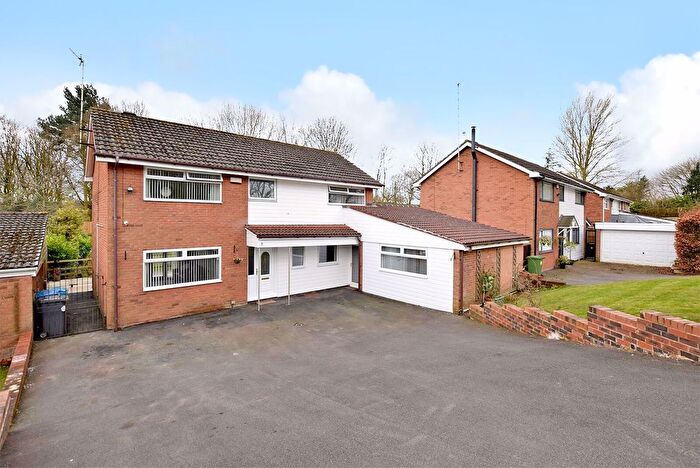 5 Bedroom Detached House For Sale In Stockham Close, Halton Village, WA7