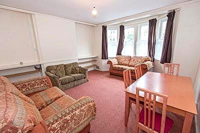 7 Bedroom End Of Terrace House To Rent In Cromwell Road, St Andrews, Bristol, BS6