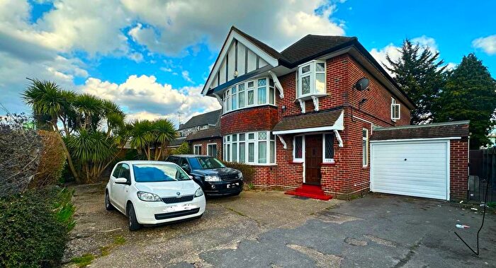 4 Bedroom Detached House To Rent In Coldharbour Lane, Hayes, UB3