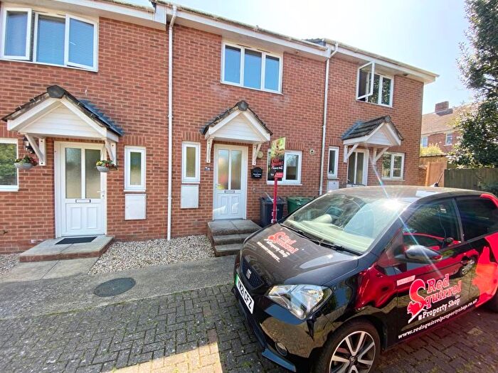 2 Bedroom Terraced House To Rent In Reed Street, Ryde, PO33