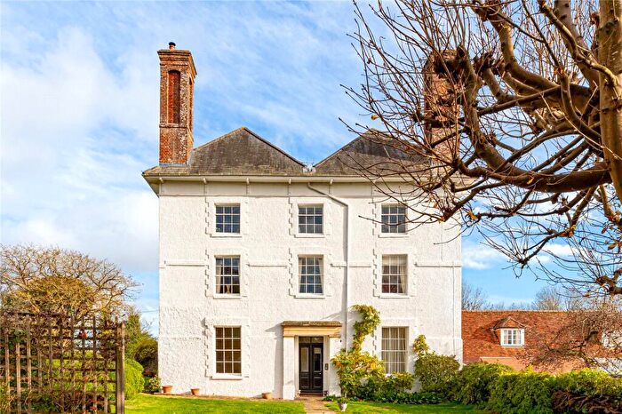 3 Bedroom Apartment For Sale In Swan Road, Pewsey, Wiltshire, SN9