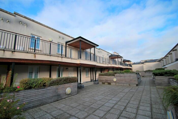 2 Bedroom Flat To Rent In Southgate Street, Bath BA1