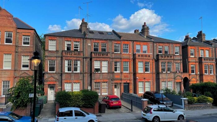 Studio To Rent In Goldhurst Terrace, South Hampstead, Finchley Road, NW6