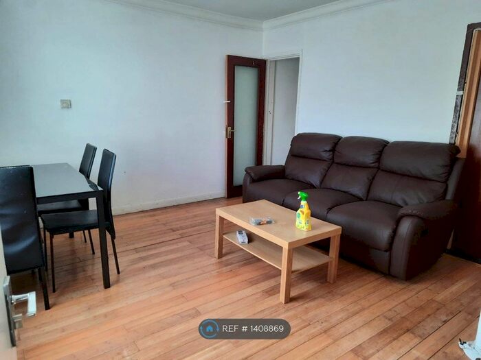 1 Bedroom Flat To Rent In Dukes Avenue, Hounslow, TW4