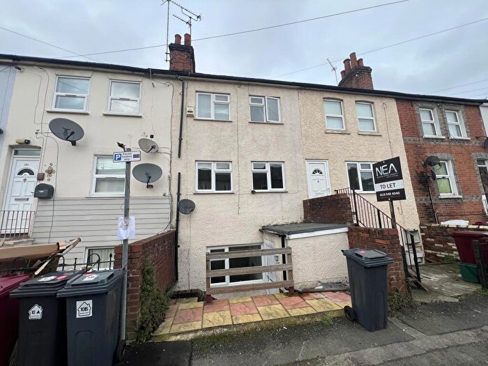 4 Bedroom Terraced House For Sale In Mason Street, Reading, Berkshire, RG1