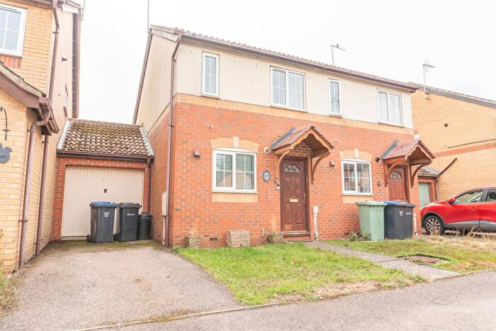 2 Bedroom House To Rent In Gibson Way, Lutterworth, LE17