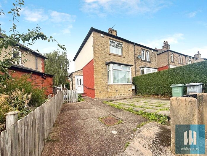 2 Bedroom Semi Detached House To Rent In Heatherfield Road, Marsh, Huddersfield, West Yorkshire, HD1