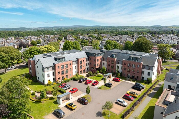1 Bedroom Apartment For Sale In Oakwood Court, Inverness, IV2