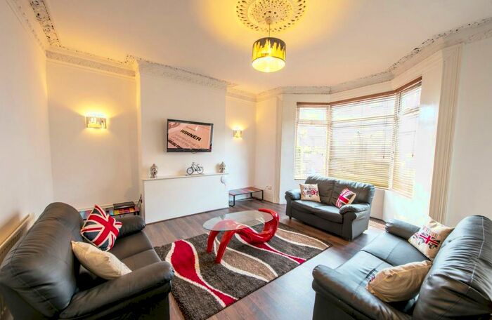 6 Bedroom Terraced House To Rent In Elmwood Street, Sunderland, SR2