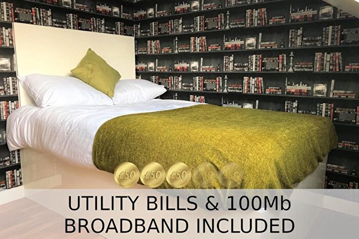 1 Bedroom Apartment To Rent In Very Close To University, B29