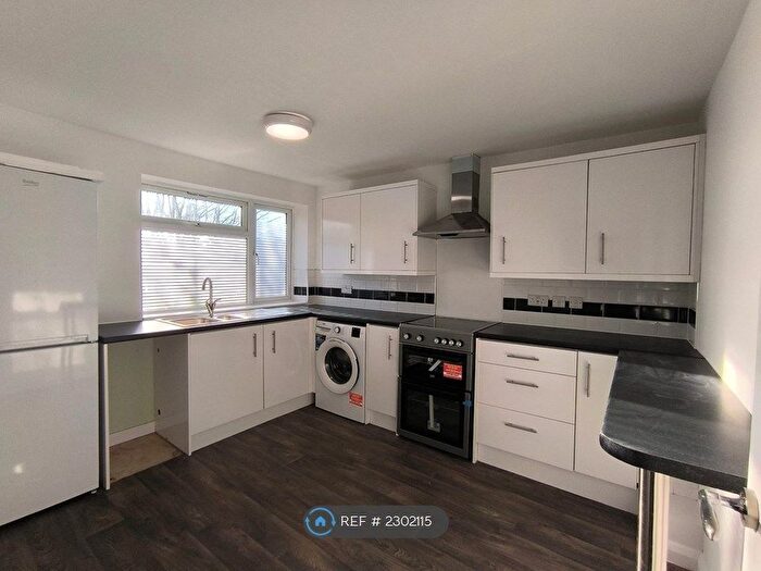 2 Bedroom Maisonette To Rent In Parr Crescent, Hemel Hempstead, HP2