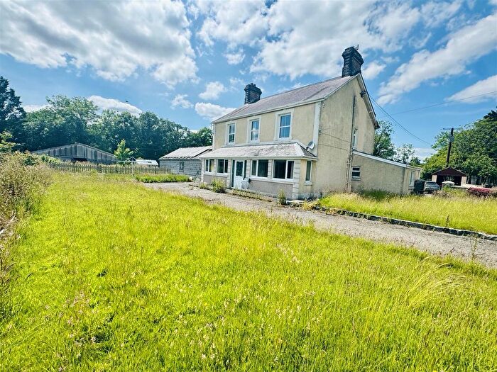 4 Bedroom Detached House For Sale In Manordeilo, Llandeilo, SA19