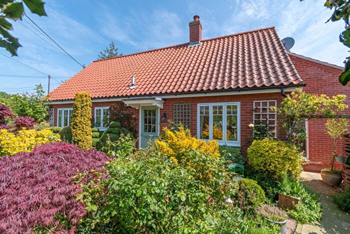 3 Bedroom Detached Bungalow For Sale In St Peters Road, Walsingham, NR22