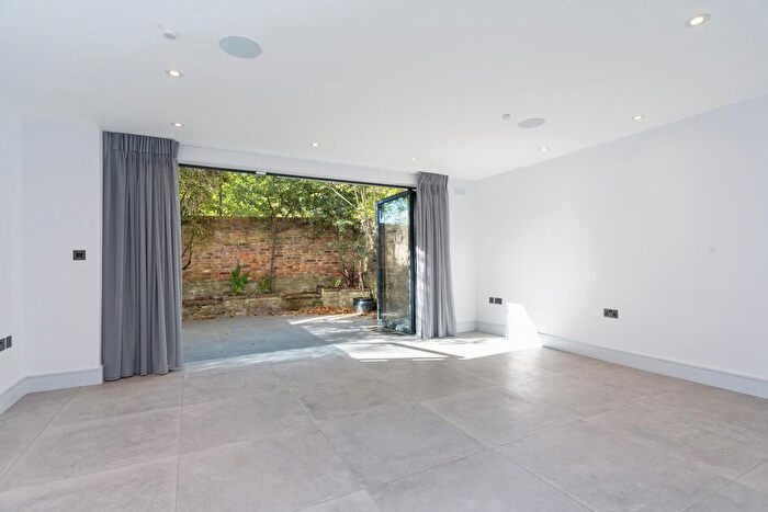 5 Bedroom Terraced House To Rent In Meadowbank, Primrose Hill, London, NW3