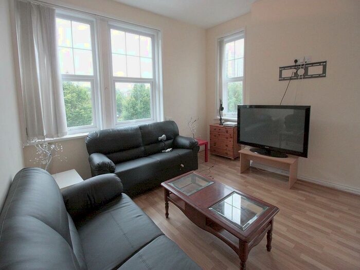 6 Bedroom Terraced House To Rent In Wretham Place, Newcastle Upon Tyne, NE2