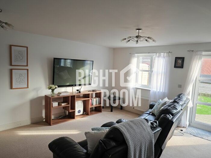 3 Bedroom Terraced House To Rent In Park Prewett Road, Basingstoke, RG24
