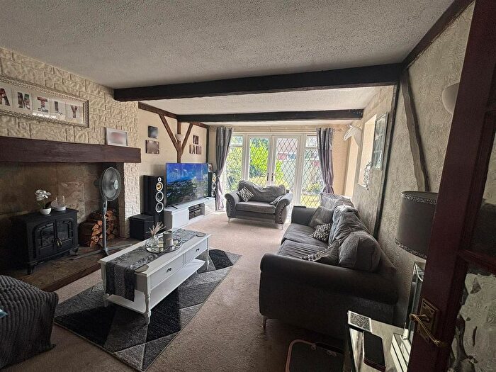 3 Bedroom Property To Rent In Ivanhoe Road, Birmingham, B43