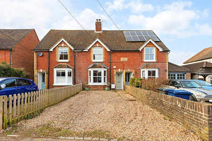 3 Bedroom Terraced House For Sale In Woodside Road, Chiddingfold, GU8