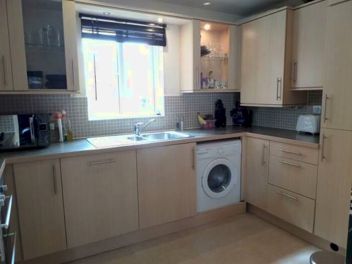 2 Bedroom Flat To Rent In Eden Grove, Horfield, Bristol, BS7
