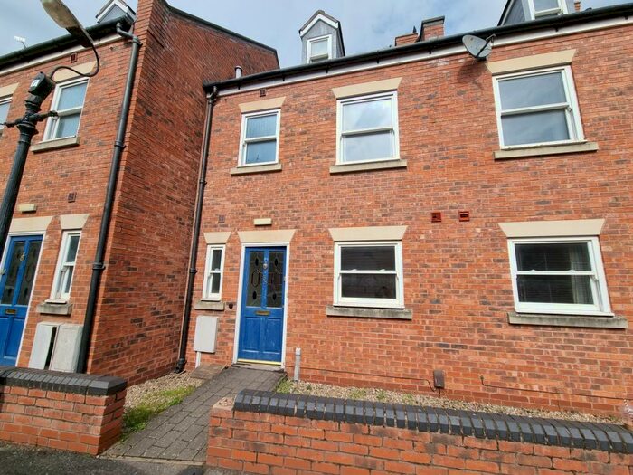 6 Bedroom Terraced House To Rent In Gordon Street, Leamington Spa, CV31