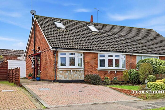 2 Bedroom Semi-Detached House For Sale In Knights Walk, Abridge, RM4