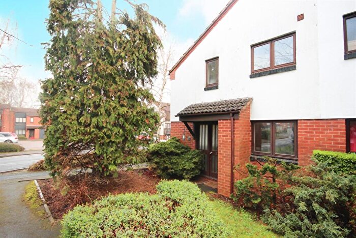 1 Bedroom House To Rent In Spring Pool, Warwick, CV34
