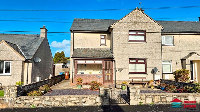3 Bedroom End Terrace House For Sale In Abererch, Pwllheli, LL53