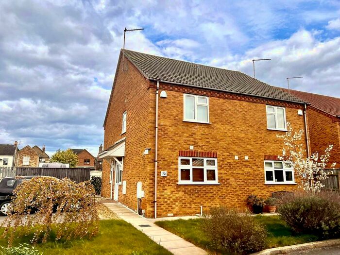 2 Bedroom Semi-Detached House To Rent In Cedar Close, March, PE15