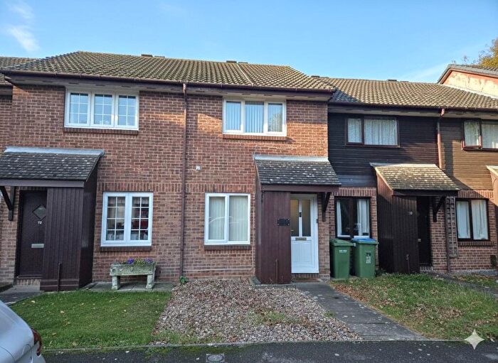 2 Bedroom Terraced House For Sale In Woodrush Crescent, Locks Heath, Southampton, SO31