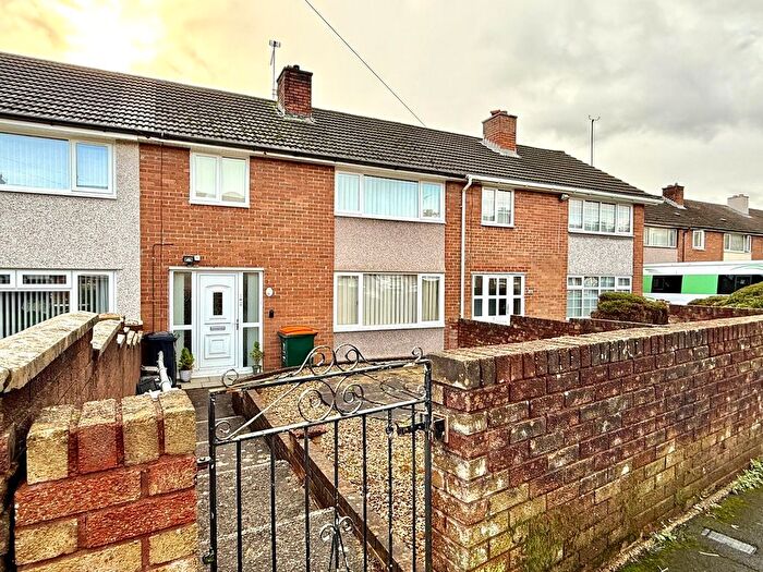 3 Bedroom Terraced House For Sale In Hazel Road, Llanmartin, Newport, NP18